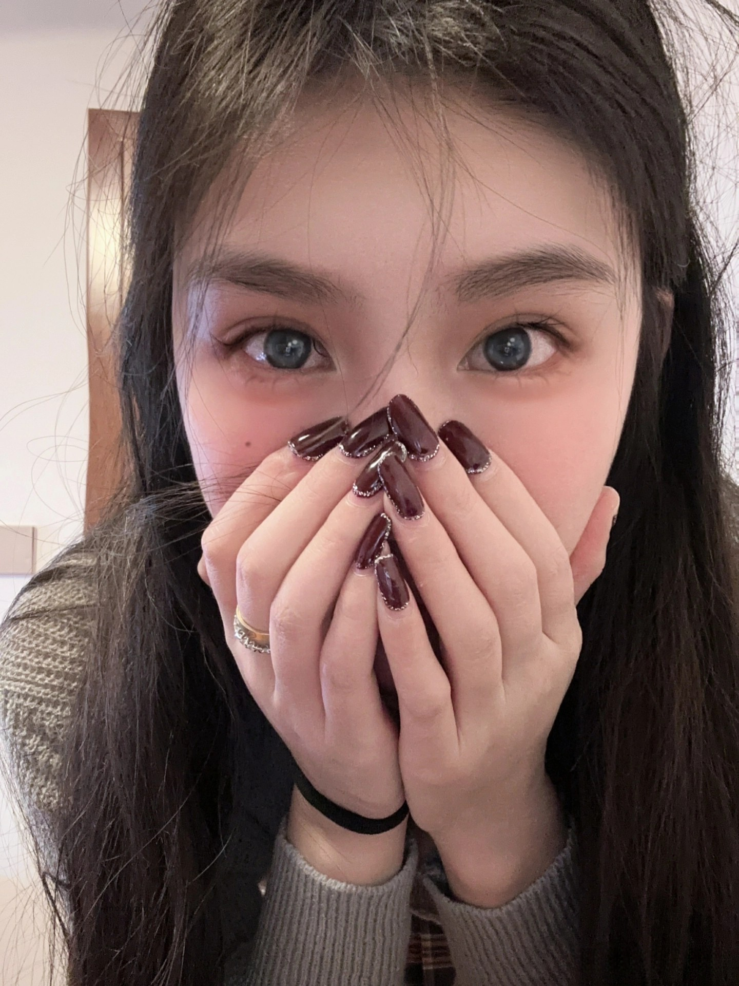 陈佩奇 – 高开叉开档灰丝【13P】